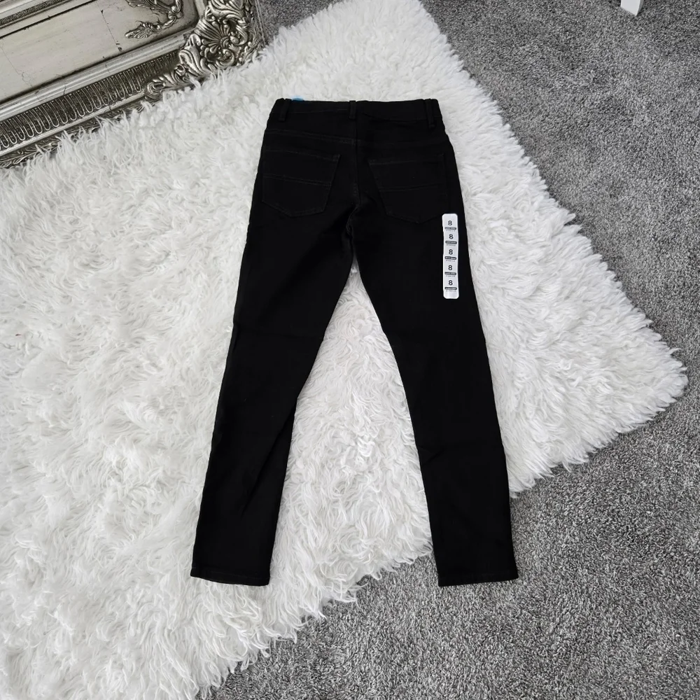 Children's Place Super Skinny Jeans. Black. Size 8. New.
